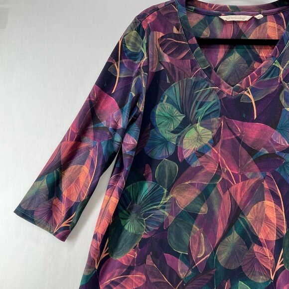 Soft Surroundings  2EE74 Alila 3/4 Sleeves Tunic L Wide Hem Botanical Multicolor - Picture 6 of 13